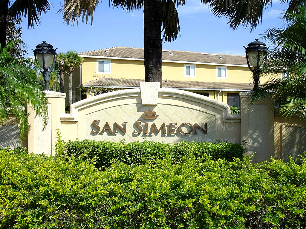 San Simeon Signage